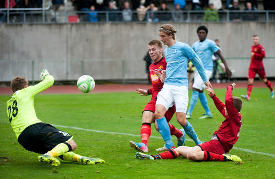 Pawel Cibicki, Malmö är mycket nära att göra 1-1