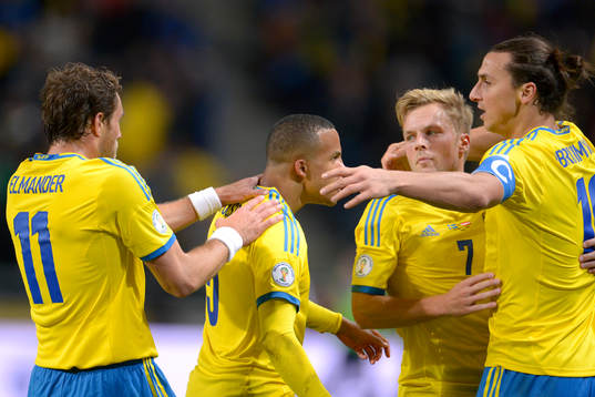 Sveriges Johan Elmander, Martin Olsson, Sebastian Larsson