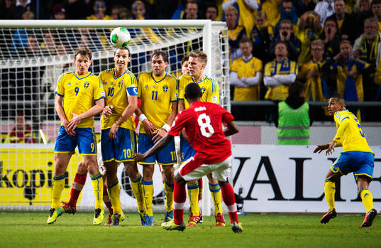 Sveriges Kim Källström, Zlatan Ibrahimovic, Johan