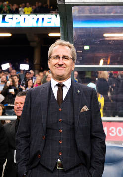 Sveriges förbundskapten Erik Hamrén ler