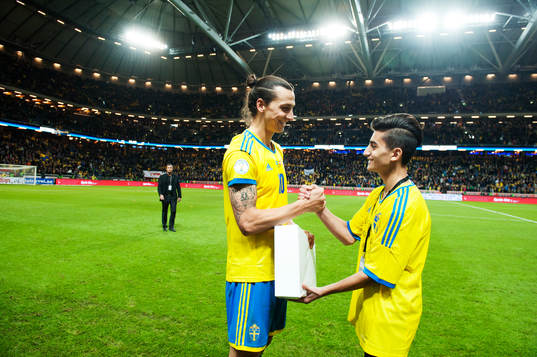 Sveriges  Zlatan Ibrahimovic får pris som matchens lirare