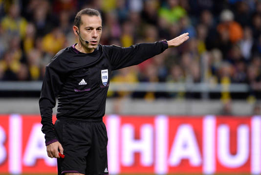 Domare Cüneyt Cakir