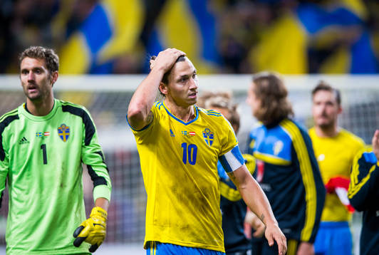 Sveriges Zlatan Ibrahimovic andas ut på