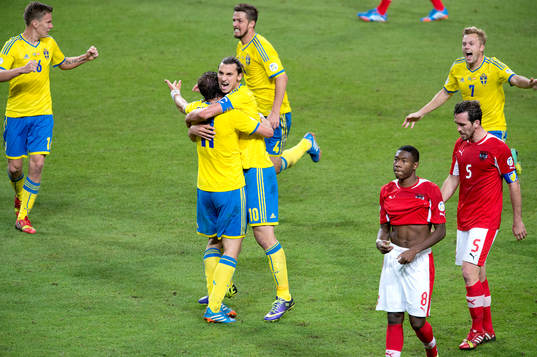 Sveriges Zlatan Ibrahimovic, Sebastian Larsson, Pontus