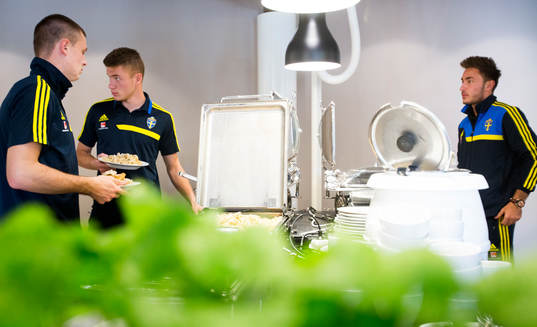 Bilder bakom kulisserna från P18s EM-kvalet
