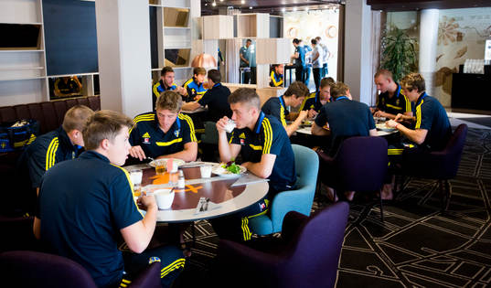 Bilder bakom kulisserna från P18s EM-kvalet