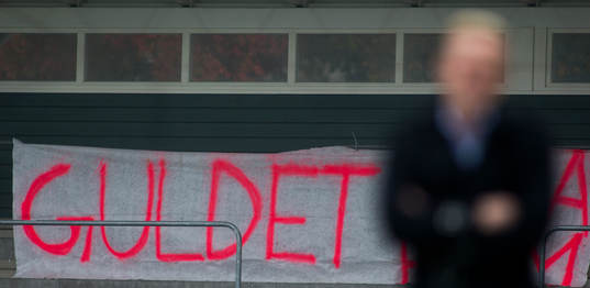 LDB Malmös tränare Jonas Eidevall framför en stor duk