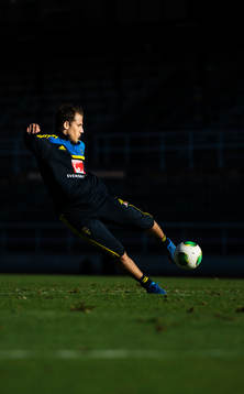 Tobias Hysén skjuter