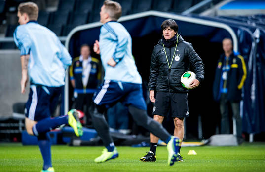 Bläddra bland fler bilder av Fotboll, inför VM-kval, Tyskland