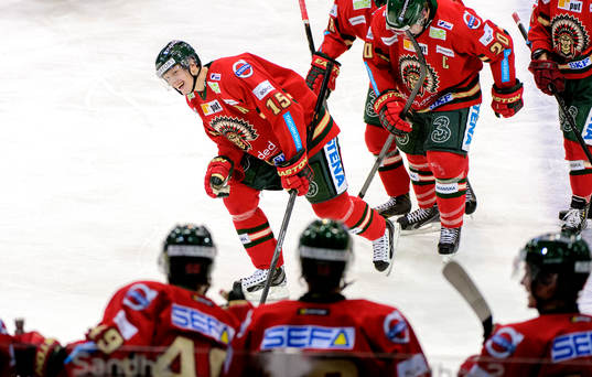 Frölundas John Klingberg jublar