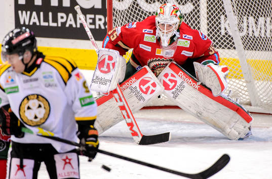 Frölundas målvakt Linus Fernström