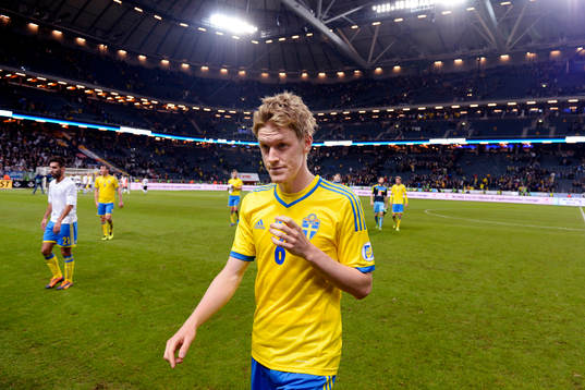 Sveriges Rasmus Elm deppar