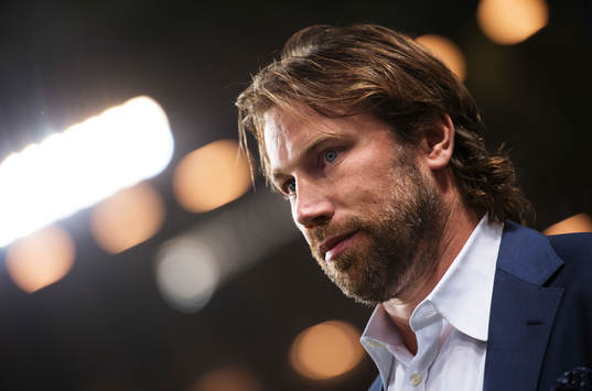 Peter Forsberg deltar i en prisutdelning för Svenska Spel