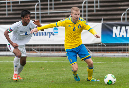 i EM-kvalet för pojkar 18 mellan Sverige och Azerbajdzjan
