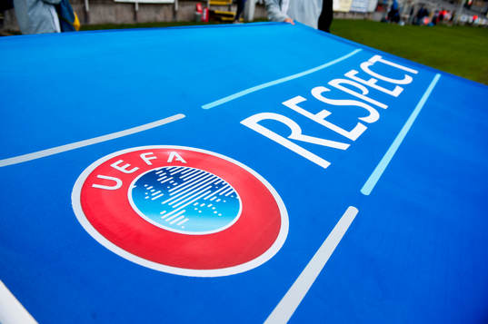 UEFA Respect i EM-kvalet för pojkar 18 mellan Sverige och