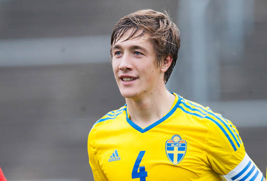 i EM-kvalet för pojkar 18 mellan Sverige och Azerbajdzjan