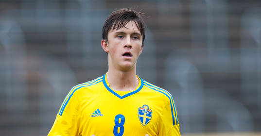 i EM-kvalet för pojkar 18 mellan Sverige och Azerbajdzjan