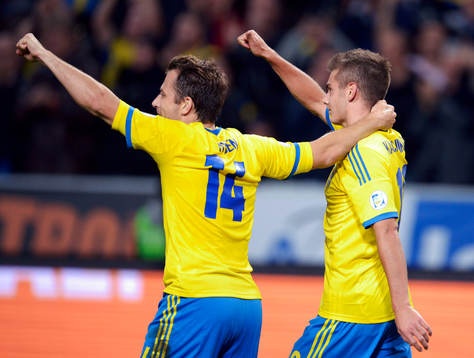 Sveriges Tobias Hysen och Alexander Kacaniklic jublar