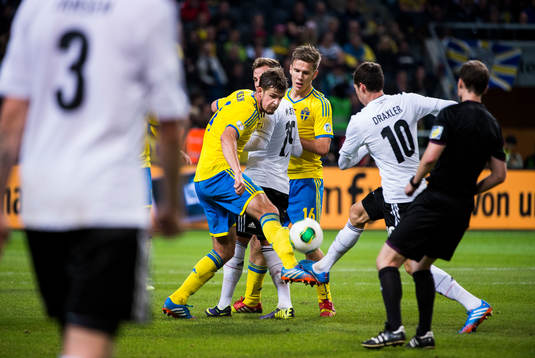 Sveriges Per Nilsson rensar undan