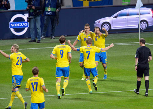 Sveriges Tobias Hysén  har gjort 1-0
