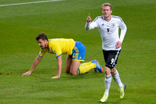 Sveriges Per Nilsson och Tysklands André Schürrle