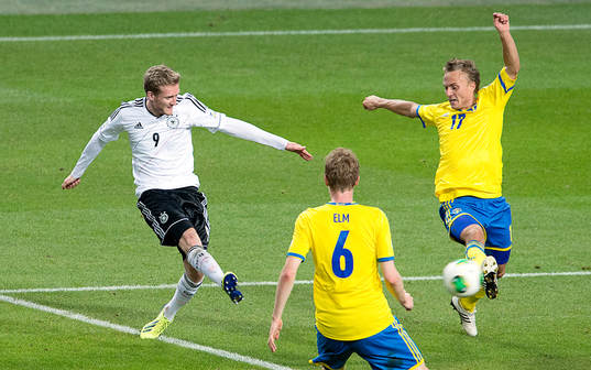 Tysklands André Schürrle och Pierre Bengtsson