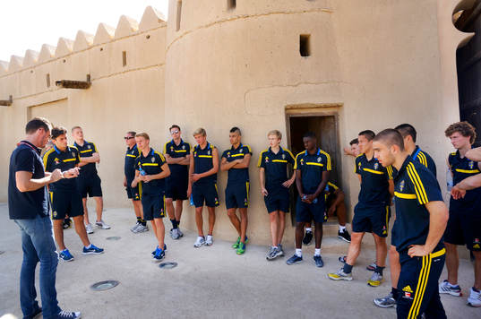 det svenska U17-landslaget på utflykt i till Al Jahili
