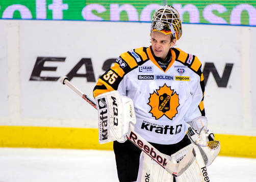 Skellefteås målvakt Markus Svensson deppar