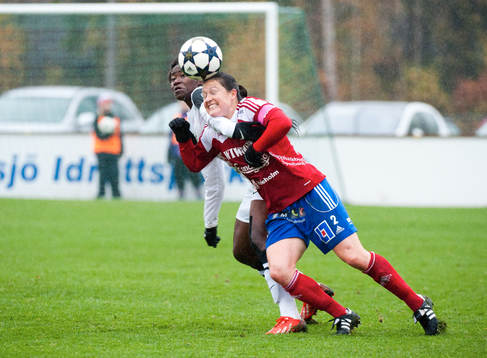 Vittsjös Kendall Flöetcher och Örebros Sarah Michael