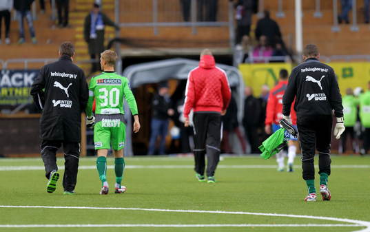 Besviken Helsingborgs tränare Roar Hansen och Pär Hansson