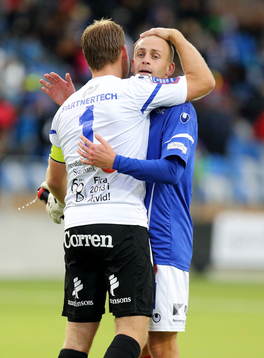 Åtvidabergs målvakt Henrik Gustavsson och Daniel Sjölund