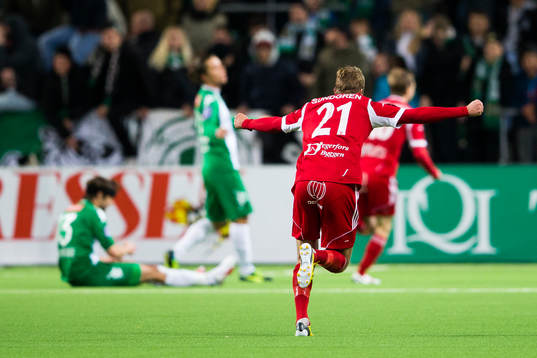 Degerfors Daniel Sundgren jublar