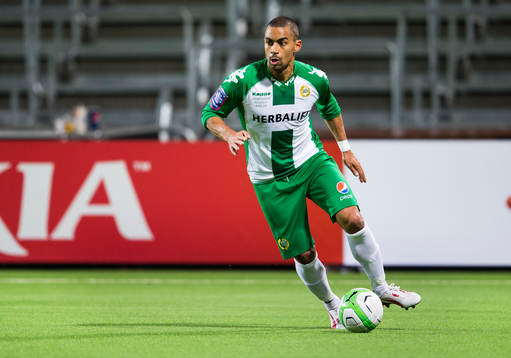 Hammarbys Billy Berntsson med bollen
