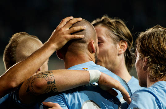 Malmös Guillermo Molins jublar med sina lagkamrater
