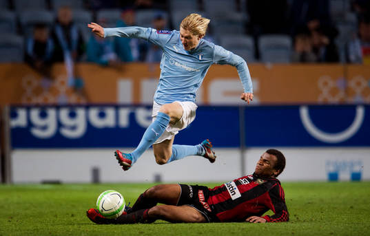 Malmös Simon Kroon hoppar över Brommapojkarnas
