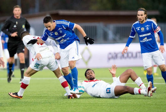 Sundsvalls Adam Chennoufi och Assyriska Paul Ikechukwu