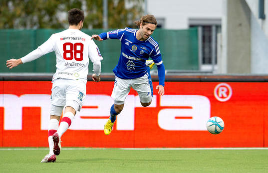 Sundsvalls Simon Helg och Assyriskas Linus Malmborg