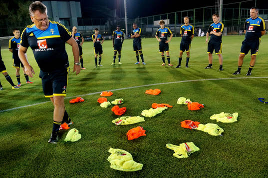 I denna handout-bild från Svenska Fotbollförbundet ses
