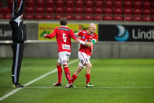 Henrik Rydström, Kalmar FF, blir inbytt