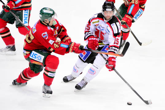 Frölundas Tom Nilsson och Örebros Henrik Löwdahl