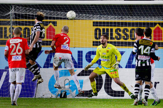 Landskrona BOIS Fredrik Karlsson reducerar till 2-3