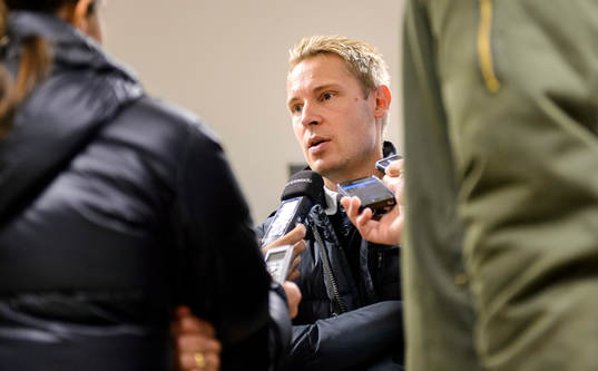 Elfsborgs Andreas Klarström blir intervjuad