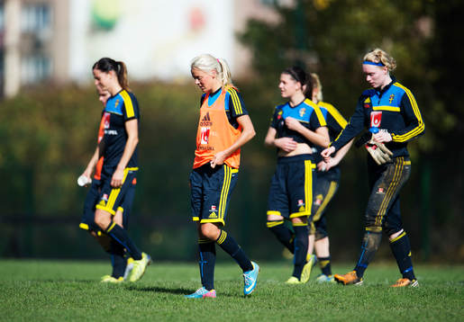 Josefine Öqvist lämnar Sveriges damfotbollandslags