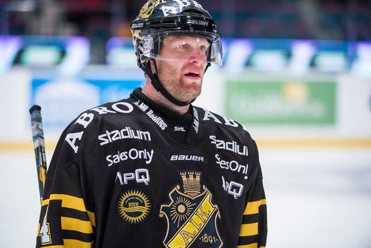 s Fredrik Svensson