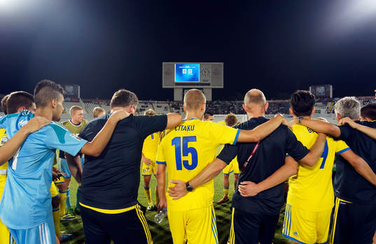 I denna handout-bild från Svenska Fotbollförbundet ses De