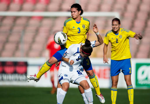 Sveriges Hanna Folkesson vinner en duell mot
