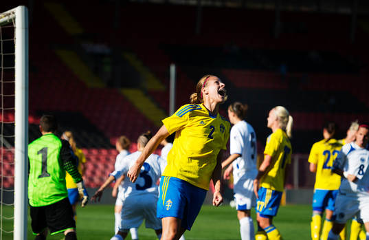 Sveriges Charlotte Rohlin skriker