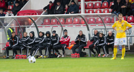 Degerfors avbytarbänk