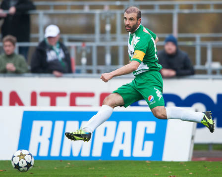 Hammarbus Kennedy Bakircioglu i matchen i Superettan mellan