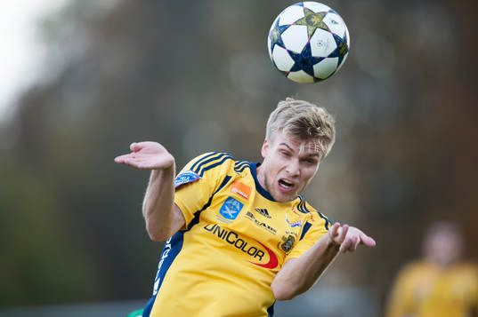Ängelholms Robin Nilsson i matchen i Superettan mellan